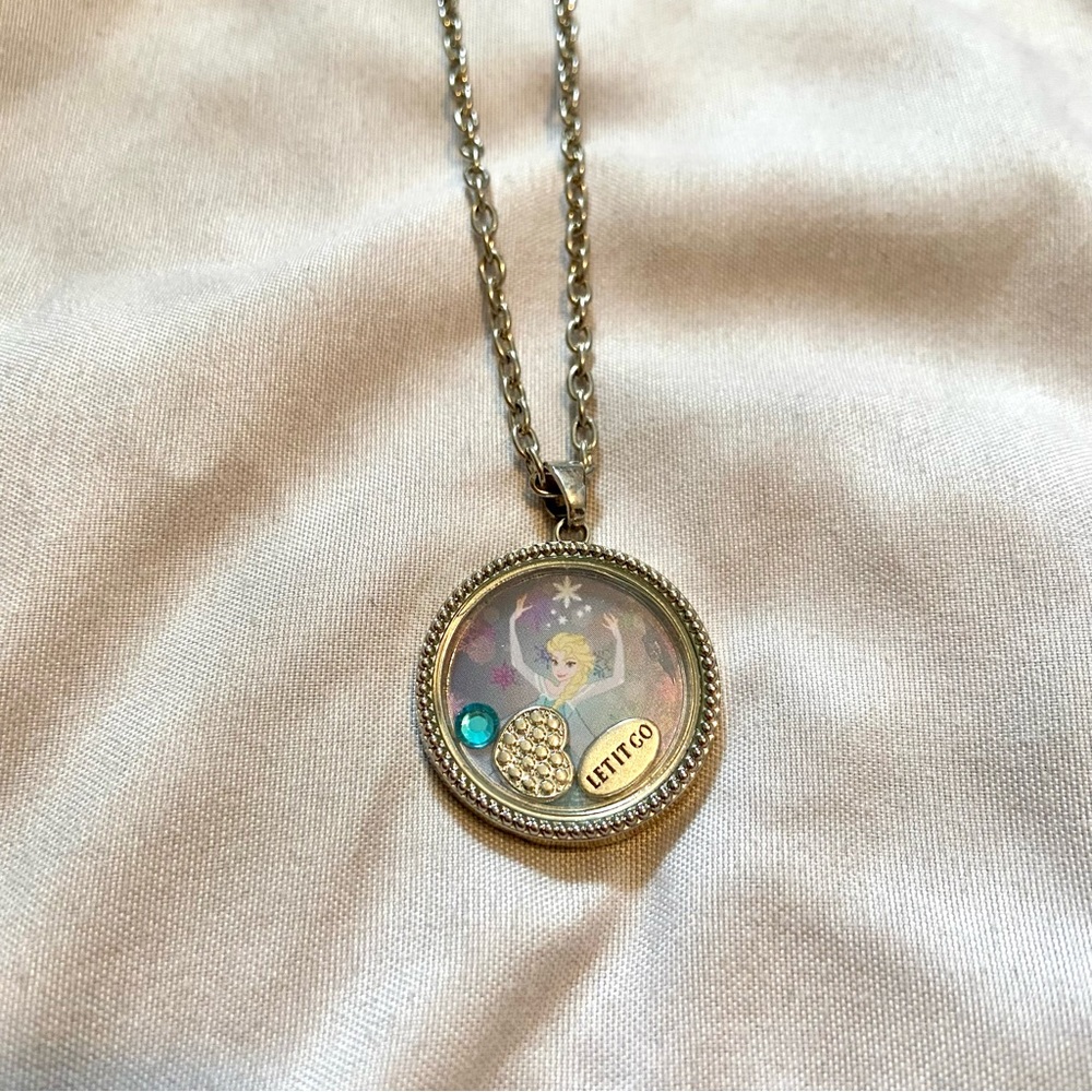 Disney Frozen Elsa Pendant Necklace